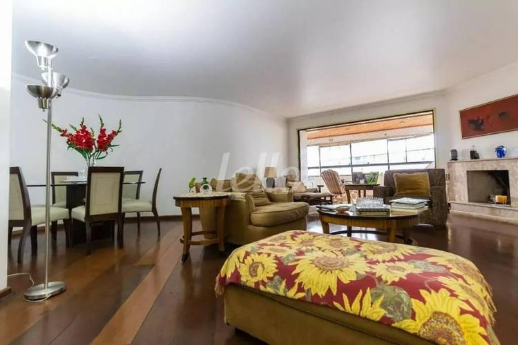 listing-img