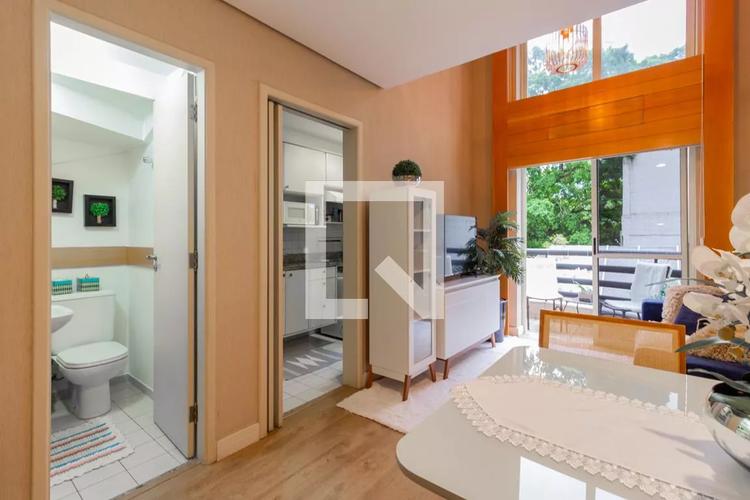 listing-img