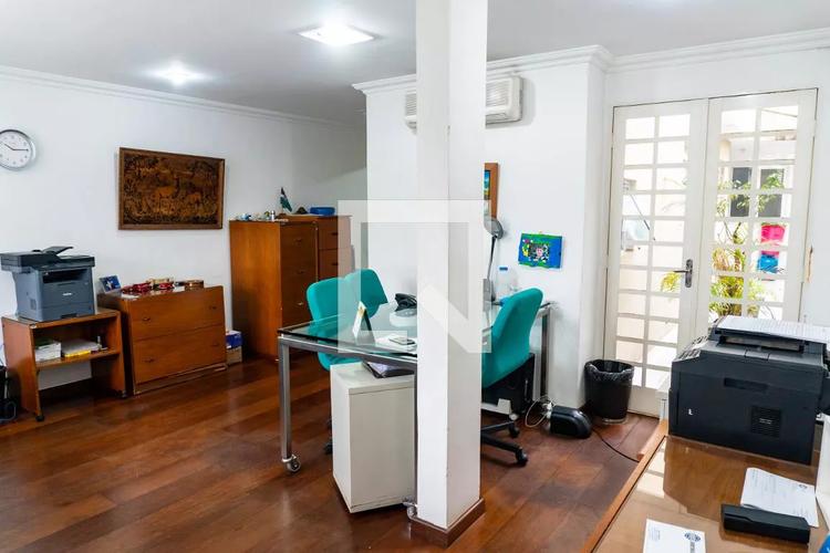 listing-img