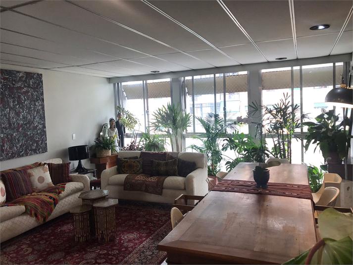 listing-img