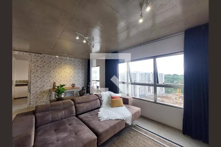listing-img