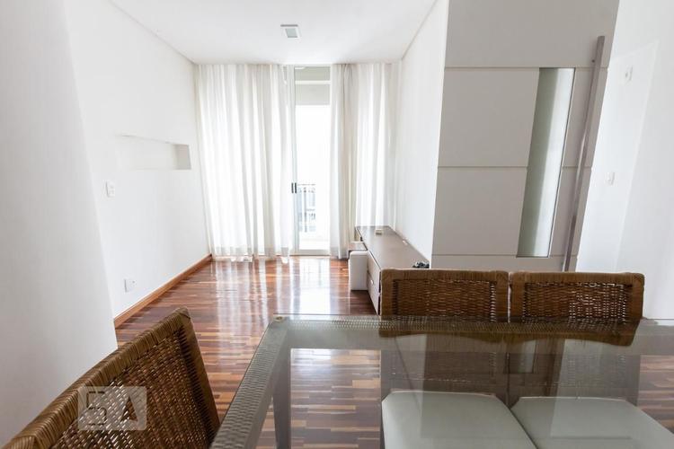 listing-img