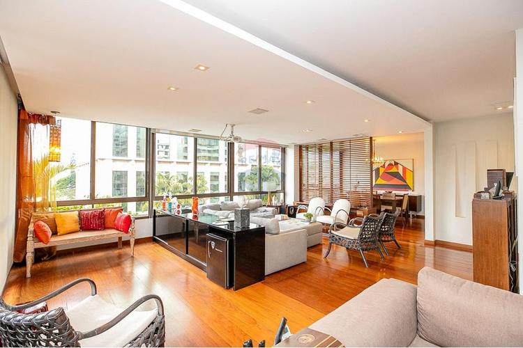 listing-img