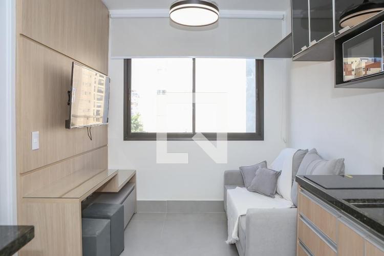 listing-img