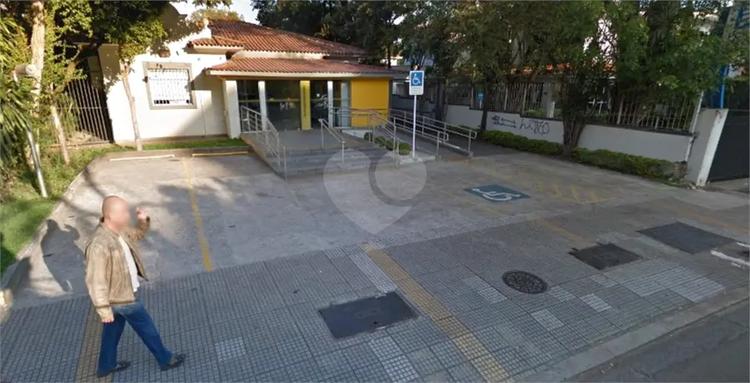 listing-img