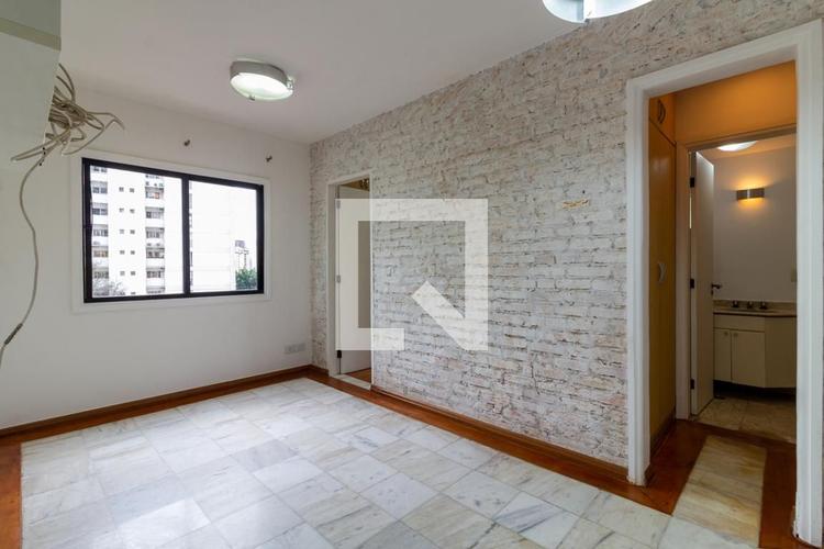 listing-img