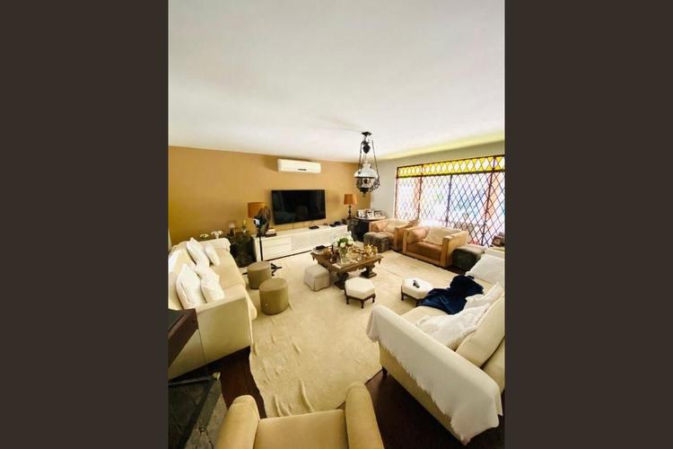 listing-img