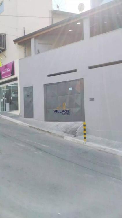 listing-img