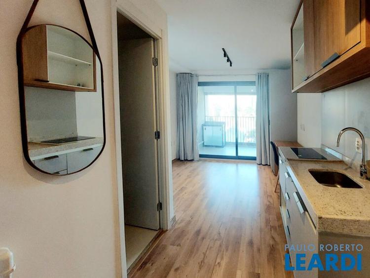 listing-img