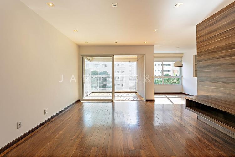 listing-img