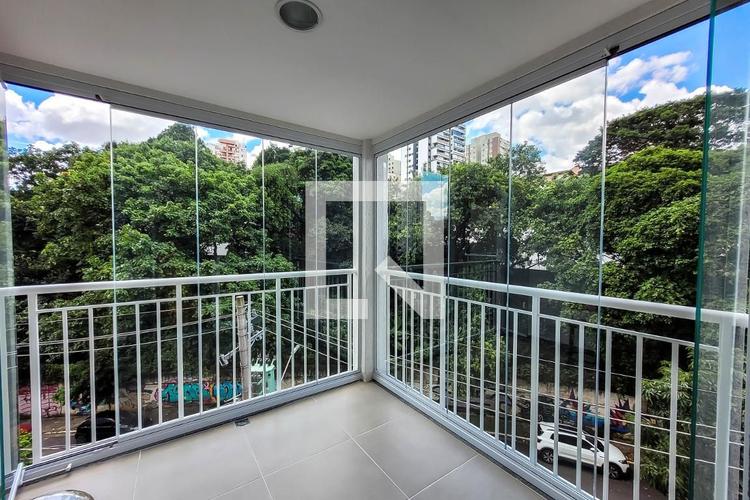 listing-img