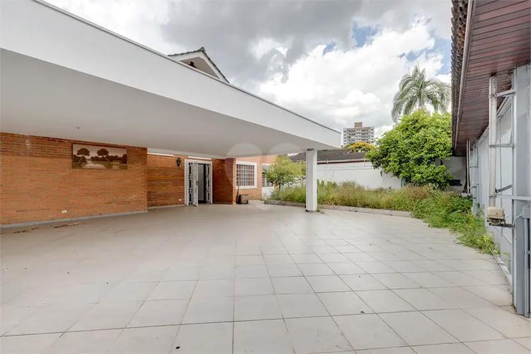 listing-img