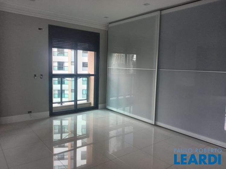 listing-img