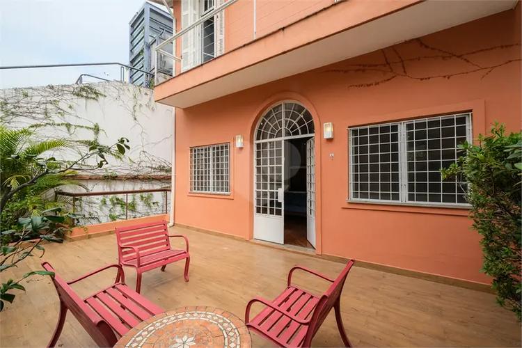 listing-img