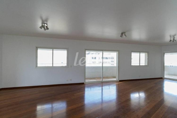 listing-img