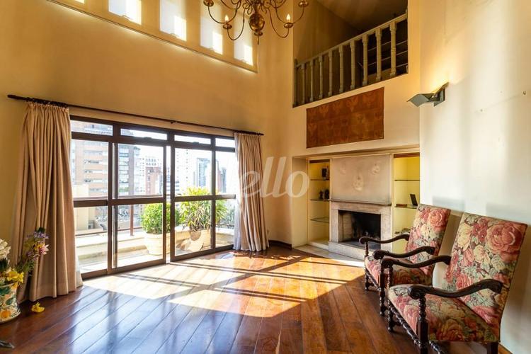 listing-img
