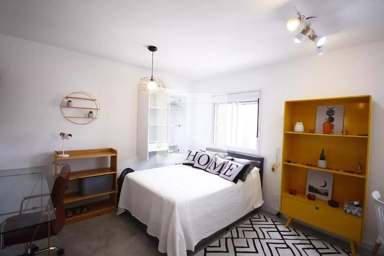 listing-img