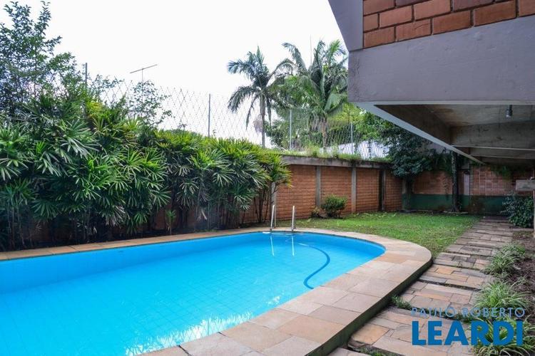 listing-img