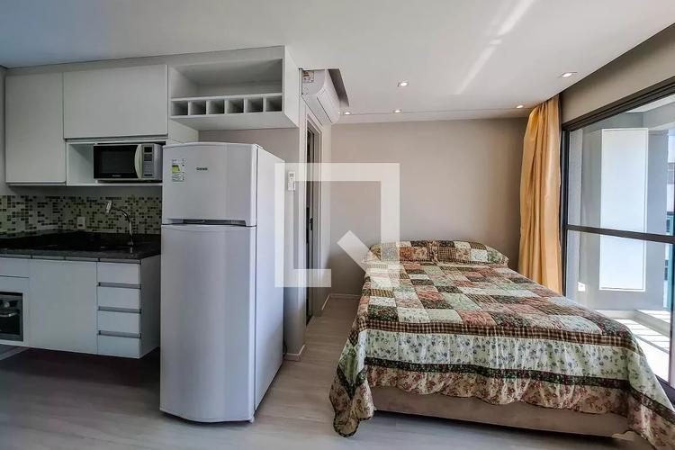 listing-img