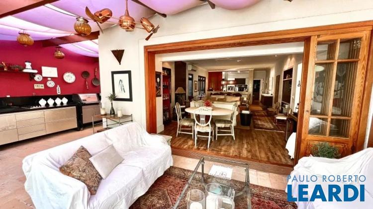 listing-img