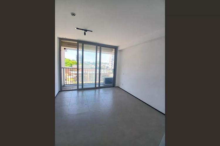 listing-img