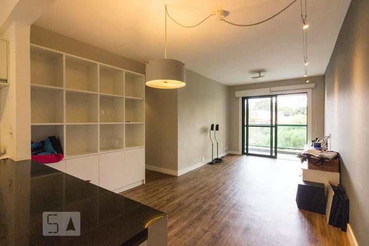 listing-img