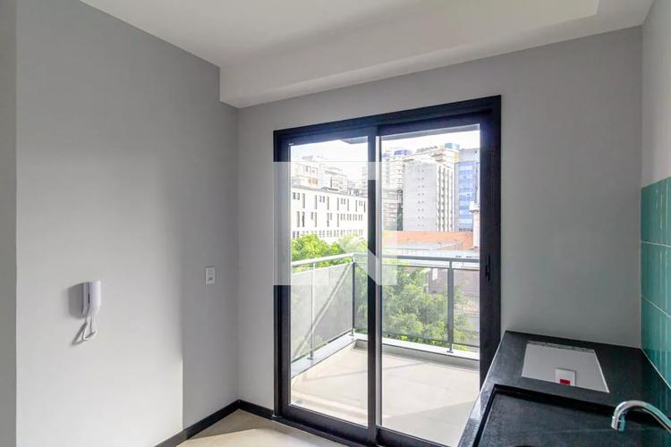 listing-img
