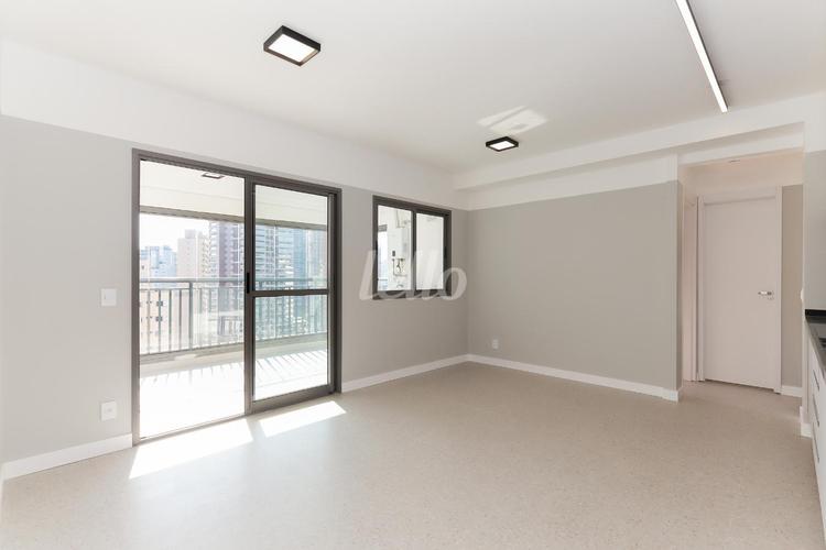listing-img