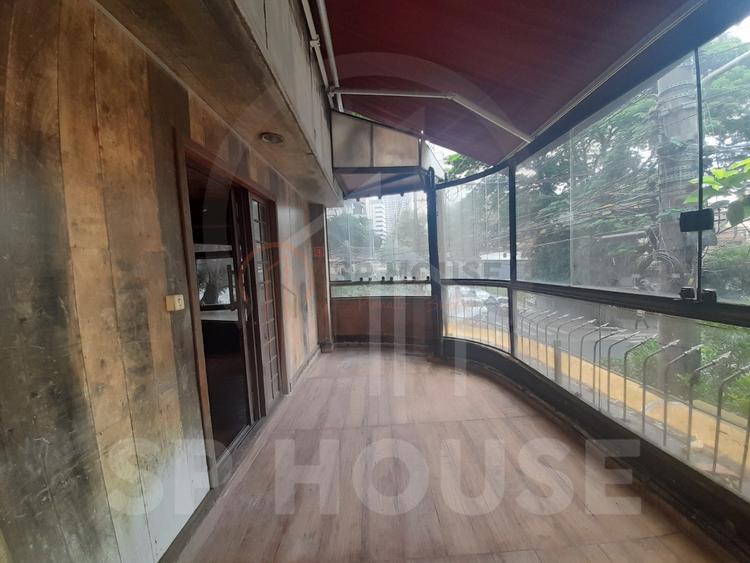 listing-img