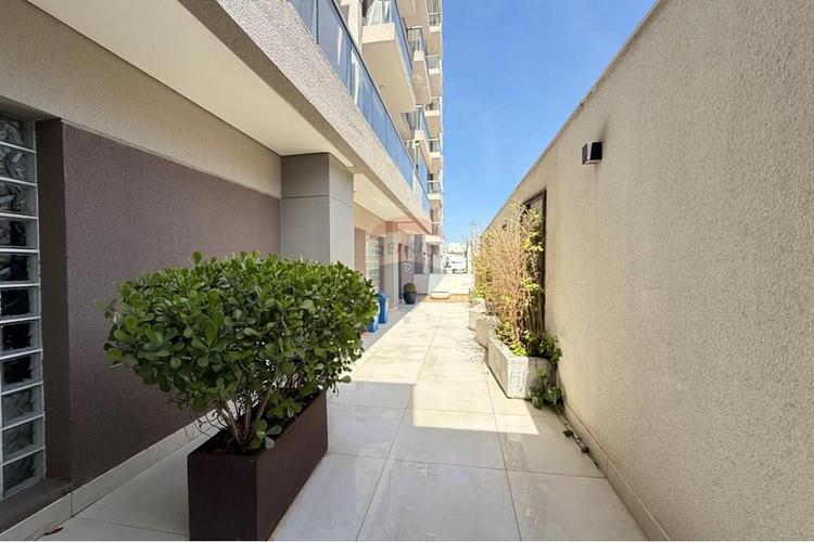 listing-img