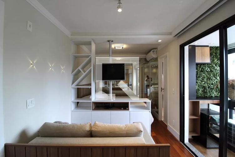 listing-img
