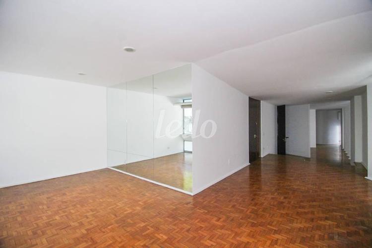 listing-img
