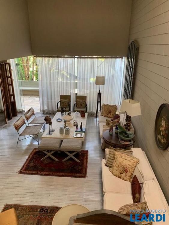 listing-img