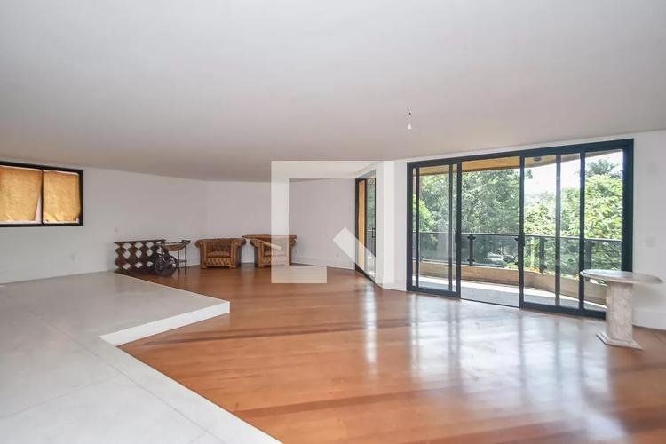 listing-img