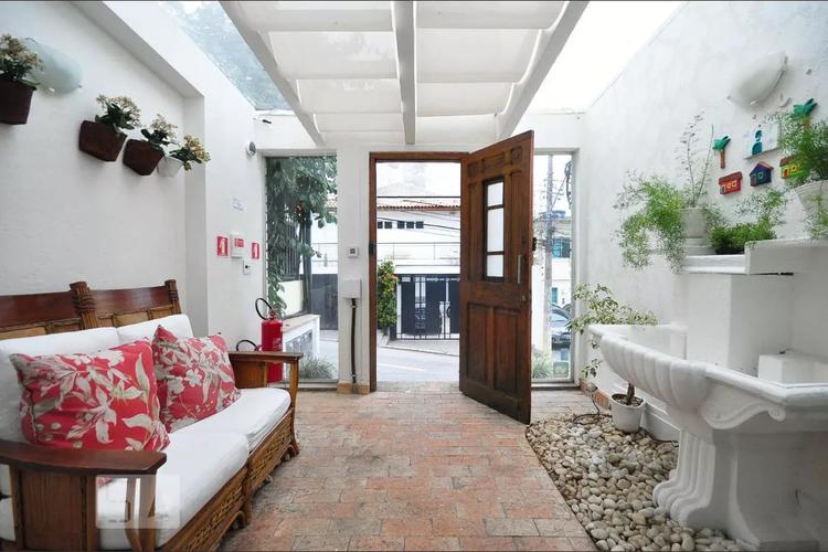 listing-img