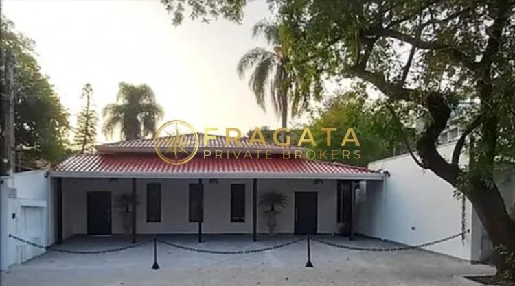 listing-img