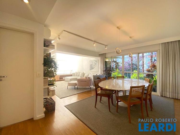 listing-img