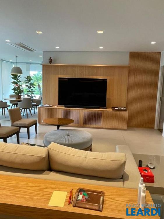 listing-img