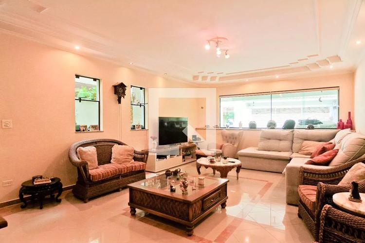 listing-img