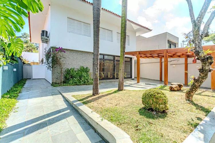 listing-img