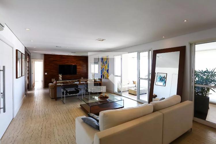 listing-img
