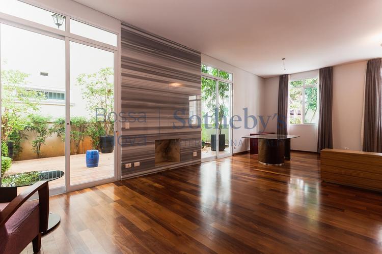 listing-img