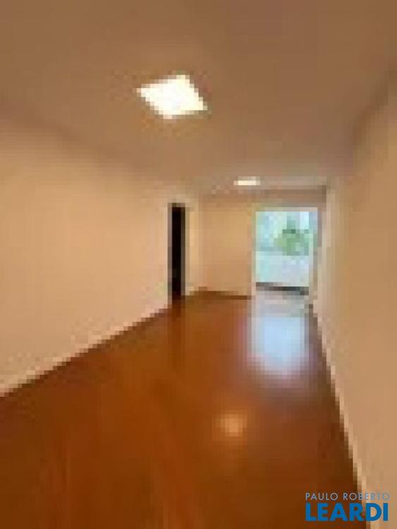 listing-img