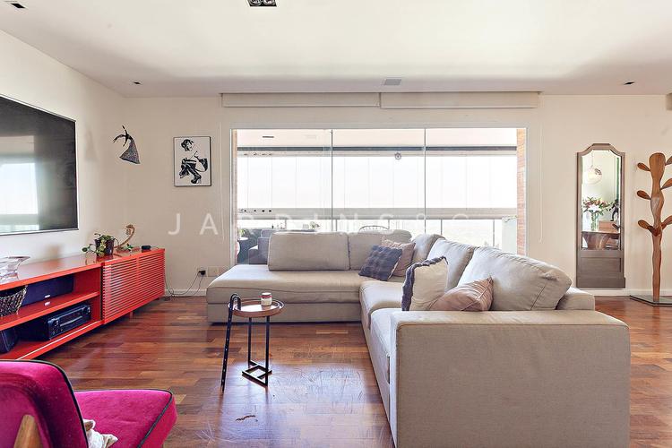listing-img