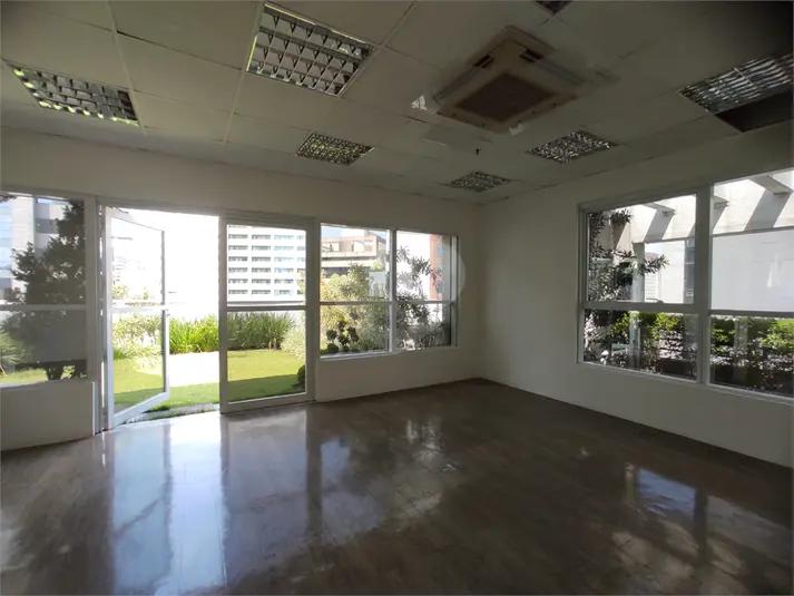 listing-img
