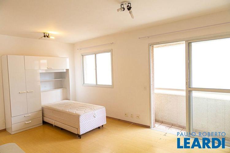 listing-img