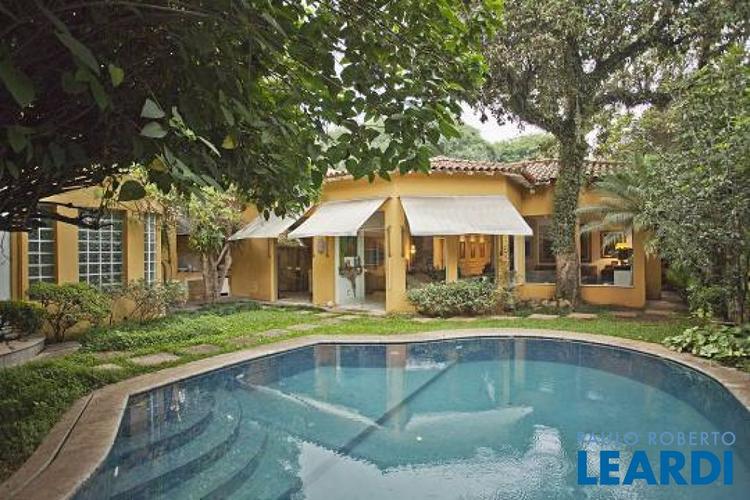 listing-img