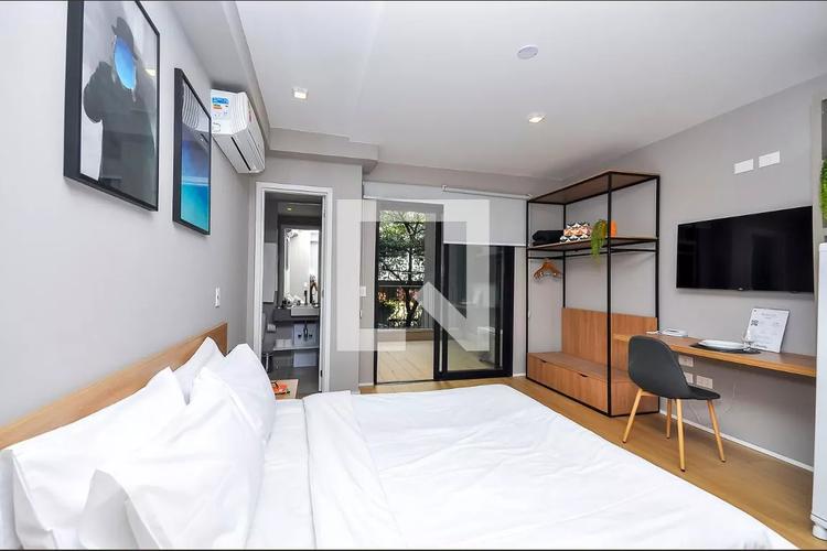 listing-img